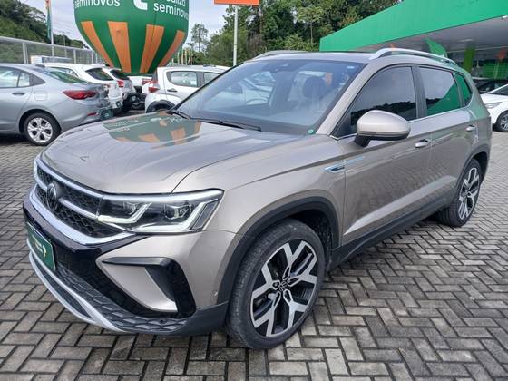 VOLKSWAGEN TAOS 1.4 250 TSI TOTAL FLEX HIGHLINE AUTOMÁTICO